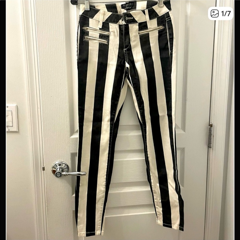 bebe Black and White Striped Straight Leg Jeans